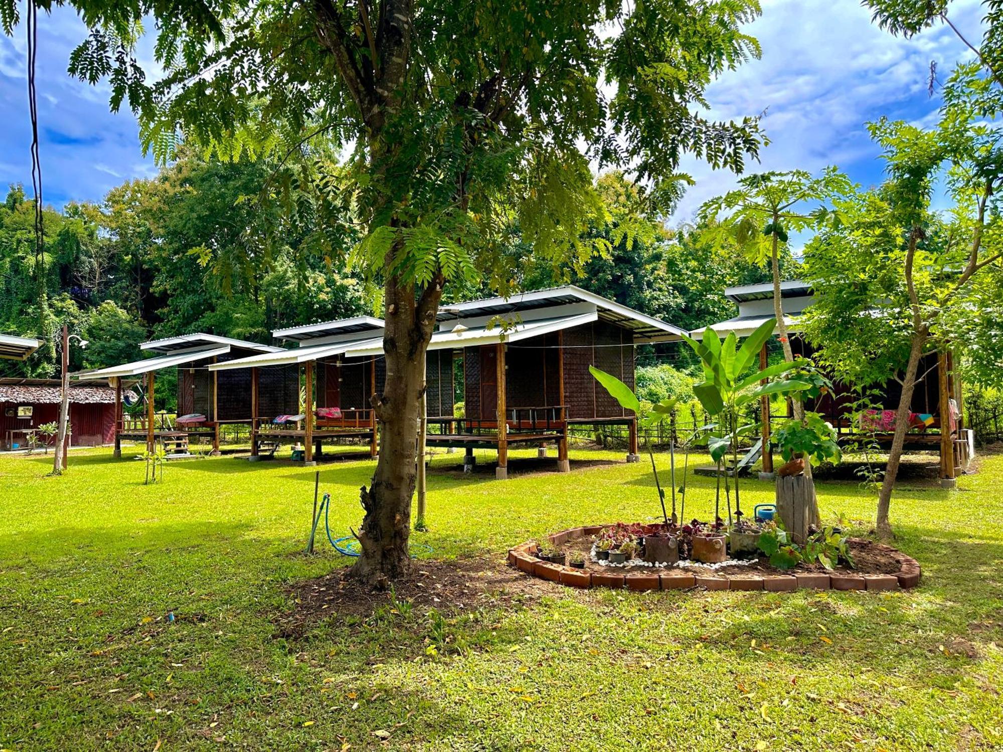 Twin Hut Hotel Pai Exterior foto