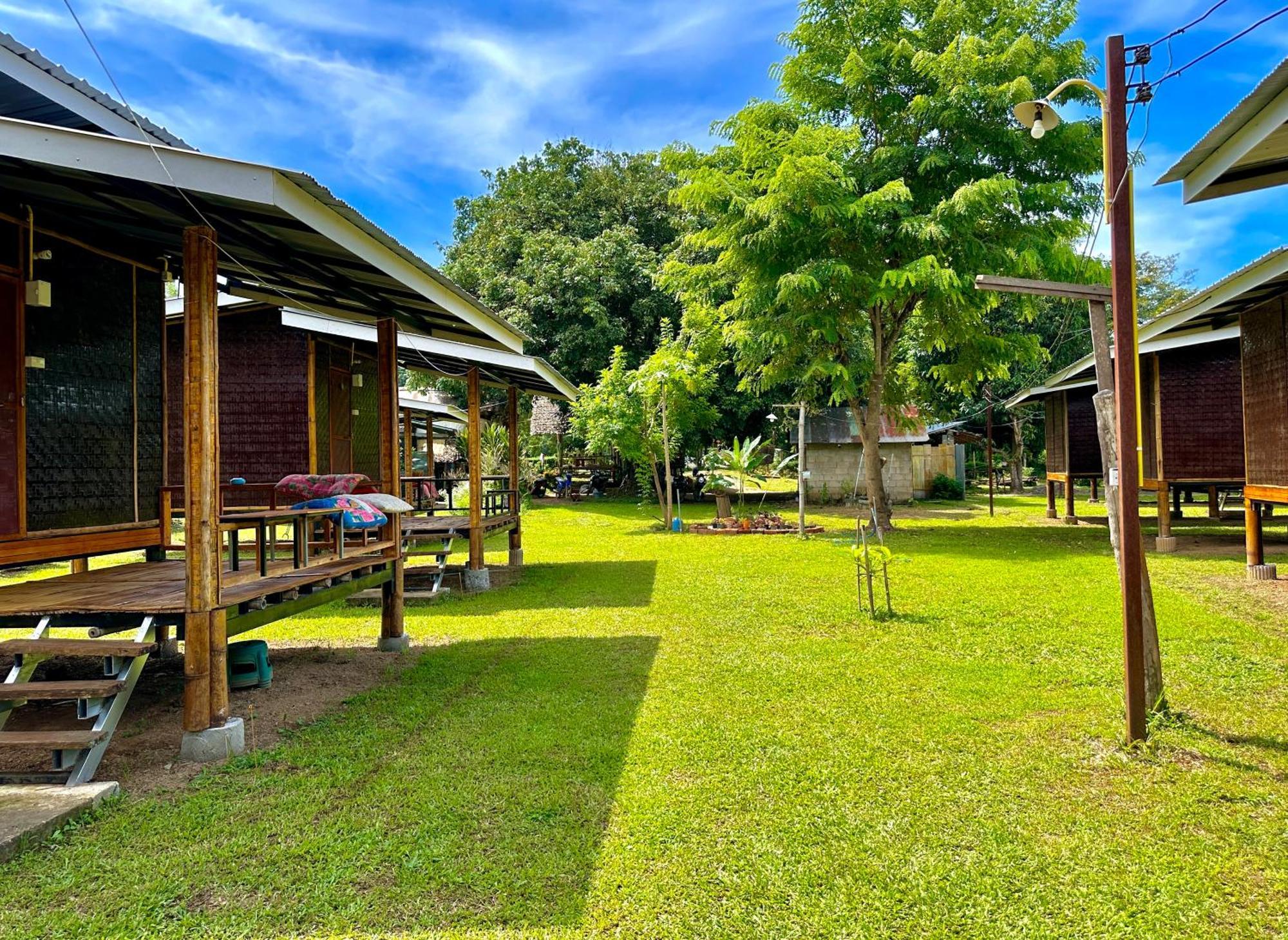 Twin Hut Hotel Pai Exterior foto